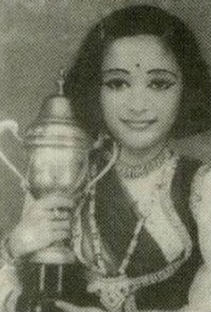 Madhuri was born to Shankar and Snehlata Dixit and was brought up in a Marathi Brahmin family. She attended Divine Child High School and then joined Mumbai ... - ma1